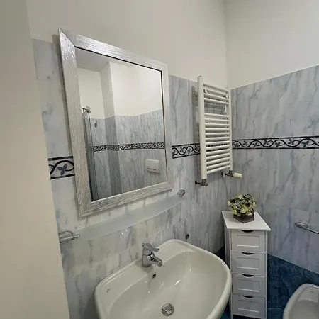 Casa Suley Miramare * Cenova